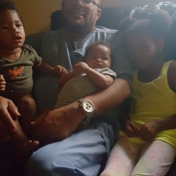 Meet your Posher, Renee - Picture 1 of 1